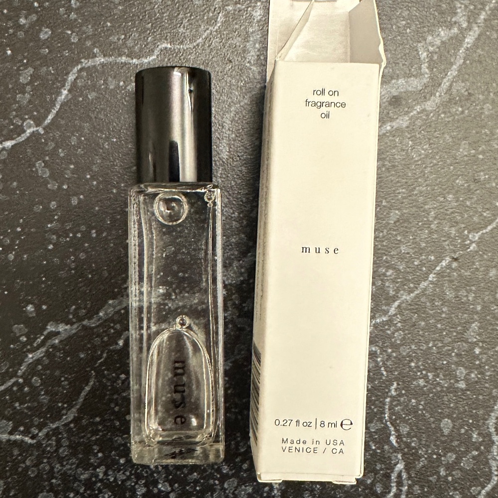 NEW - R*ddle Muse 8ml Roll-On Perfume